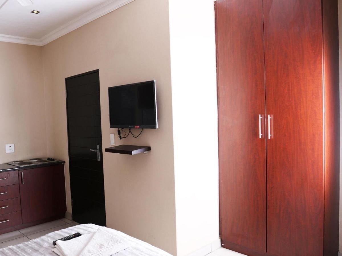 Eagle Nest Luxury Accommodation Roodepoort Exteriör bild