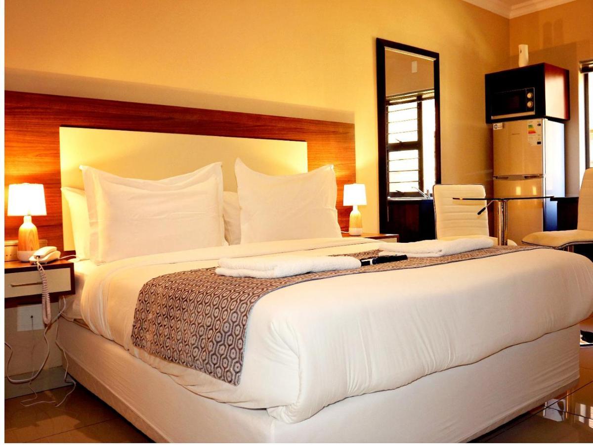 Eagle Nest Luxury Accommodation Roodepoort Exteriör bild