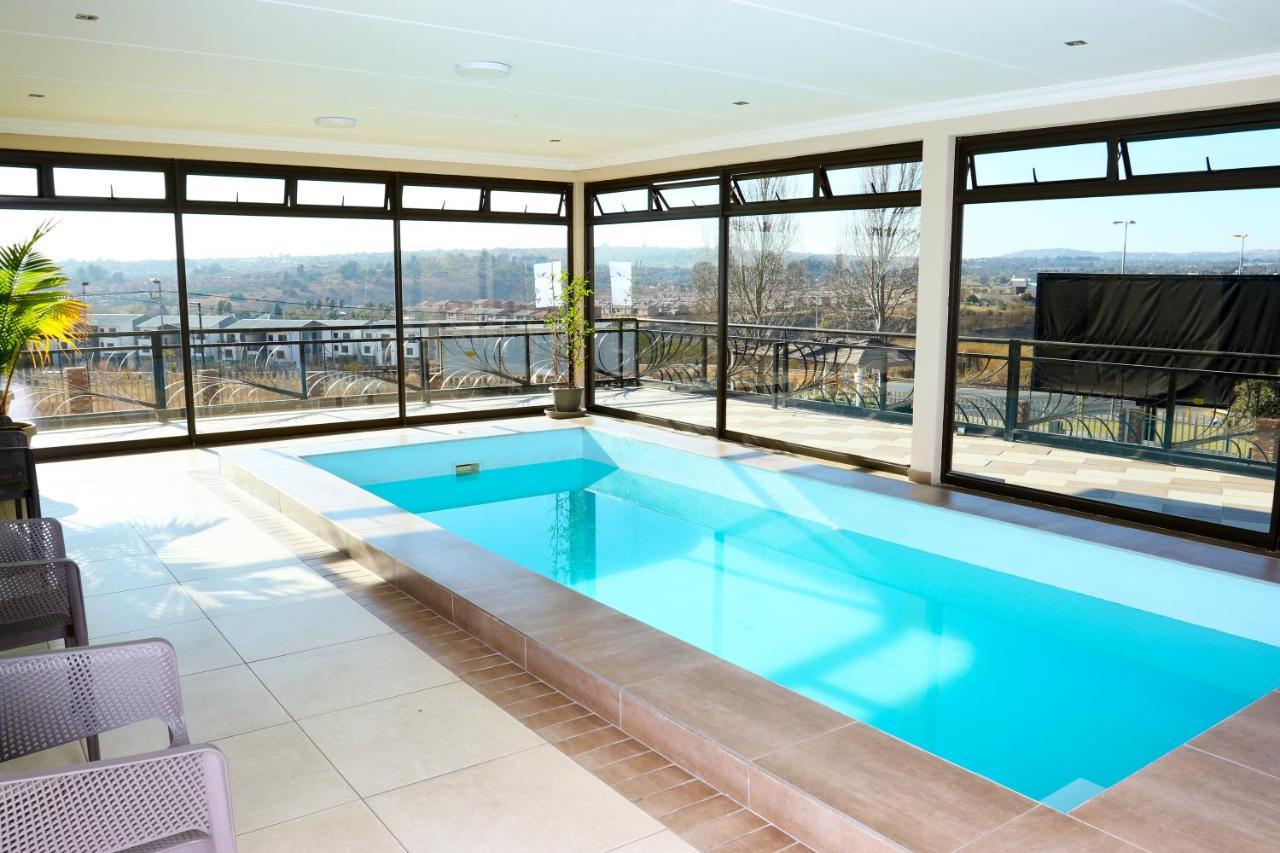 Eagle Nest Luxury Accommodation Roodepoort Exteriör bild