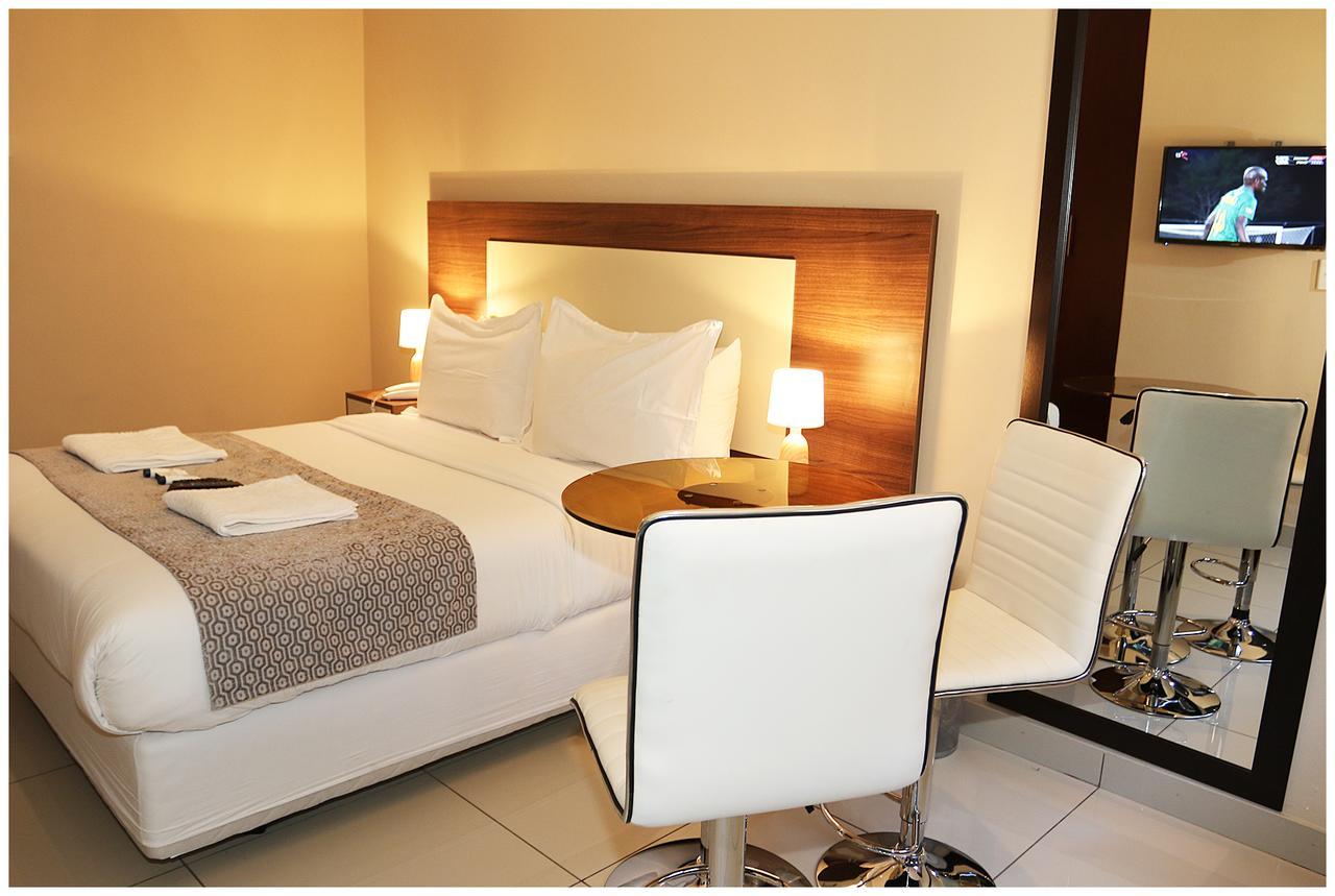 Eagle Nest Luxury Accommodation Roodepoort Exteriör bild